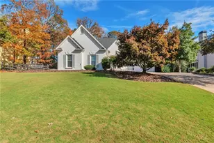 5070 Oakmont Bend Dr, Alpharetta, GA 30004 - Photo 2