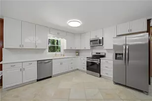 2649 Headland Dr, Atlanta, GA 30344 - Photo 10