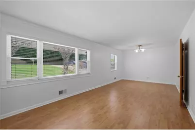 2649 Headland Drive, Atlanta, GA 30344 - Photo 4