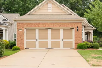 6372 Rockpoint Lane, Hoschton, GA 30548 - Photo 2