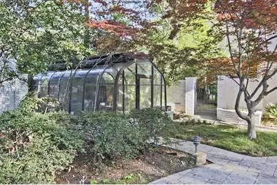 4 Harris Glen NW, Atlanta, GA 30327 - Photo 34