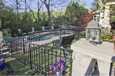 4 Harris Glen NW, Atlanta, GA 30327 - Photo 30