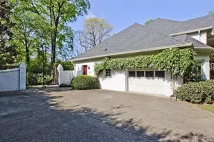 4 Harris Glen NW, Atlanta, GA 30327 - Photo 36