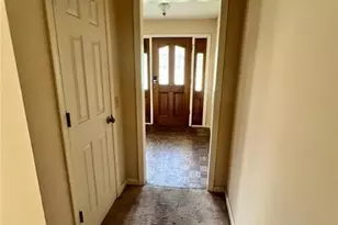 148 River Ridge Dr, Carrollton, GA 30117 - Photo 6