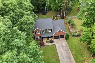 180 Wentworth Dr, Canton, GA 30114 - Photo 4