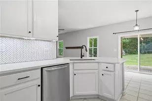 180 Wentworth Dr, Canton, GA 30114 - Photo 28