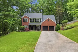 180 Wentworth Dr, Canton, GA 30114 - Photo 2
