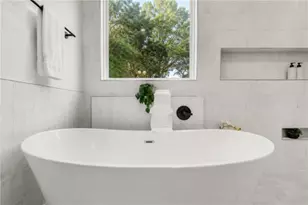 808 East Ave, Scottdale, GA 30079 - Photo 22