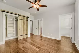 4127 Township Pkwy, Atlanta, GA 30342 - Photo 18