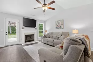 202 Rolling Woods Ln, Hull, GA 30646 - Photo 6