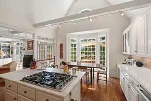 1314 Battleview Dr NW, Atlanta, GA 30327 - Photo 12