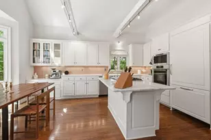 1314 Battleview Dr NW, Atlanta, GA 30327 - Photo 10