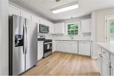 3458 Hill Pond Drive, Buford, GA 30519 - Photo 10