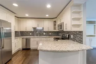 1885 D'Youville Ln, Atlanta, GA 30341 - Photo 14