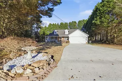 2110 Meadow View Court, Grayson, GA 30017 - Photo 2