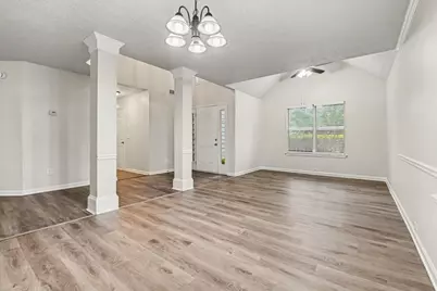 1001 Carlton Way SW, Marietta, GA 30060 - Photo 4