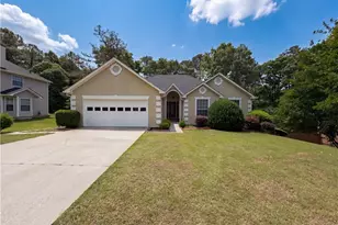 8375 Falling Rocks Way, Lithonia, GA 30058 - Photo 16