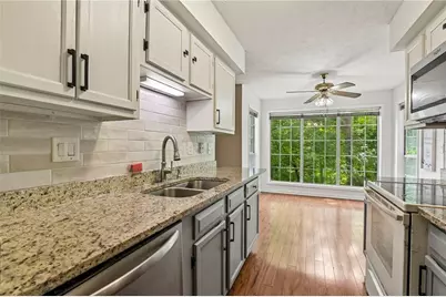 513 Glenleaf Drive, Peachtree Corners, GA 30092 - Photo 10