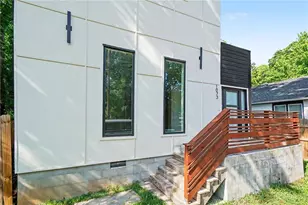 1073 Mayson Turner Rd NW, Atlanta, GA 30314 - Photo 4