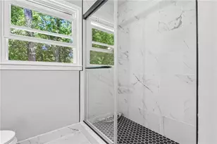 889 Valley Creek Dr, Stone Mountain, GA 30083 - Photo 28