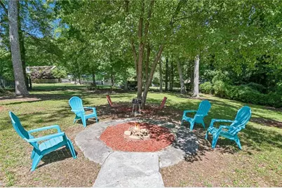889 Valley Creek Drive, Stone Mountain, GA 30083 - Photo 32