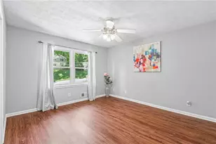 889 Valley Creek Dr, Stone Mountain, GA 30083 - Photo 18