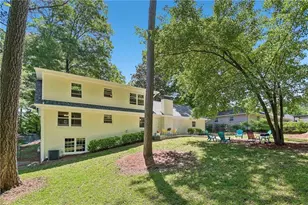 889 Valley Creek Dr, Stone Mountain, GA 30083 - Photo 30