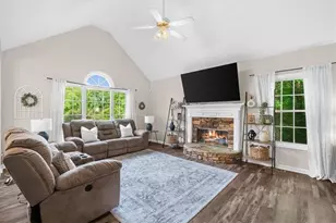 6040 Ashwood Ct, Cumming, GA 30028 - Photo 8