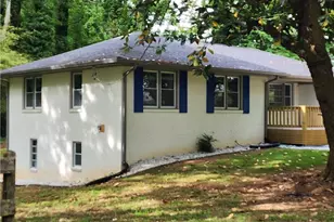 718 Springlake Rd, Lawrenceville, GA 30045 - Photo 4