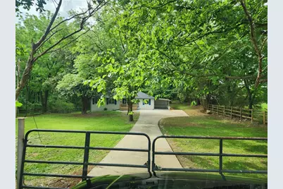 718 Springlake Road, Lawrenceville, GA 30045 - Photo 2
