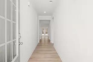 70 Capital Ct, Braselton, GA 30517 - Photo 2