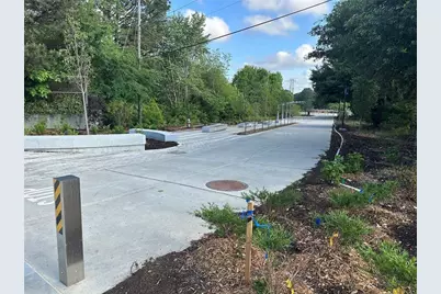 1070 Mayson Turner Road NW, Atlanta, GA 30314 - Photo 20