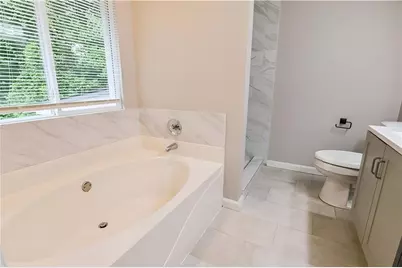 635 Garden Grove Drive, Lawrenceville, GA 30044 - Photo 32