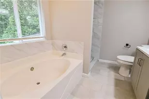 635 Garden Grove Dr, Lawrenceville, GA 30044 - Photo 32