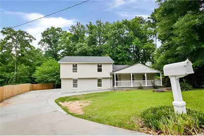 635 Garden Grove Drive, Lawrenceville, GA 30044 - Photo 2