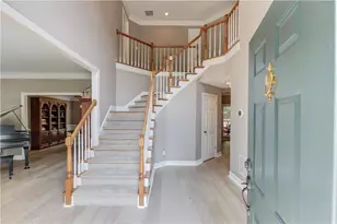 1721 Crowes Lake Ct, Lawrenceville, GA 30043 - Photo 6
