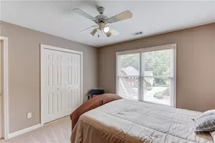 1721 Crowes Lake Ct, Lawrenceville, GA 30043 - Photo 32