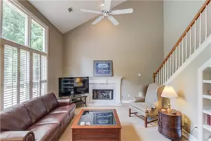 1721 Crowes Lake Ct, Lawrenceville, GA 30043 - Photo 12