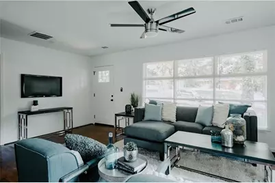 2173 Polar Rock Place SW, Atlanta, GA 30315 - Photo 2