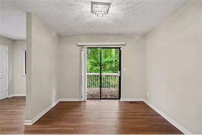 6092 Leverett Drive, Lithonia, GA 30038 - Photo 10