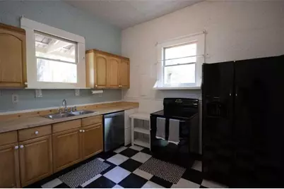 285 E Main St, Forsyth, GA 31029 - Photo 12