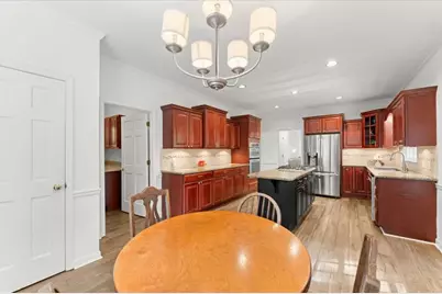 1025 Charlton Trace SW, Marietta, GA 30064 - Photo 16