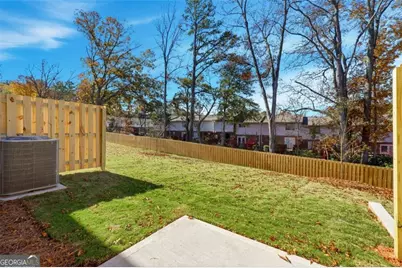 8353 Columbia Court, Palmetto, GA 30268 - Photo 6