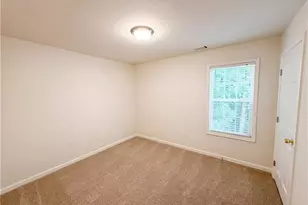 4129 Duncan Ives Dr, Buford, GA 30519 - Photo 20