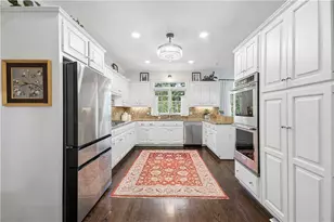 185 Chickering Lake Dr, Roswell, GA 30075 - Photo 16