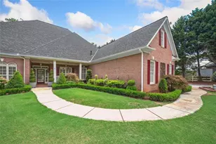 84 Gloster Rd NW, Lawrenceville, GA 30044 - Photo 2