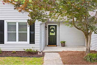 2252 Turtle Club Drive NE, Marietta, GA 30066 - Photo 4