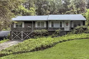 1052 Country Ln NE, Atlanta, GA 30324 - Photo 1