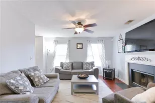 4926 Lake Park Ln, Acworth, GA 30101 - Photo 6