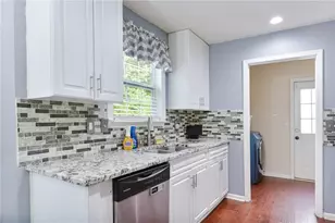 4926 Lake Park Ln, Acworth, GA 30101 - Photo 10